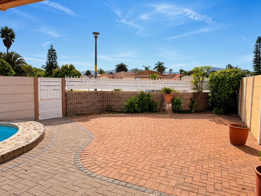 2 Bedroom Property for Sale in Tygerdal Western Cape